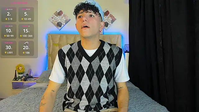 Snapshot of patrick_sanzz chatting on March 22, 10:15 pm patrick sanzz online show from March 22, 10:15 pm