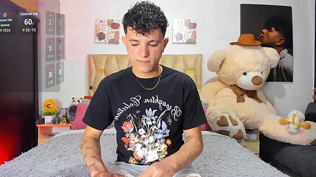 Snapshot of patrick_sanzz chatting on September 14, 8:08 pm patrick sanzz online show from September 14, 8:08 pm