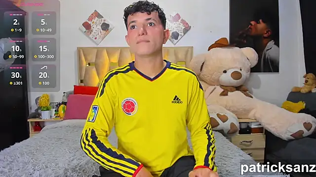 Snapshot of patrick_sanzz chatting on November 8, 8:29 pm patrick sanzz online show from November 8, 8:29 pm