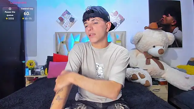 Snapshot of patrick_sanzz chatting on November 30, 7:34 am patrick sanzz online show from November 30, 7:34 am