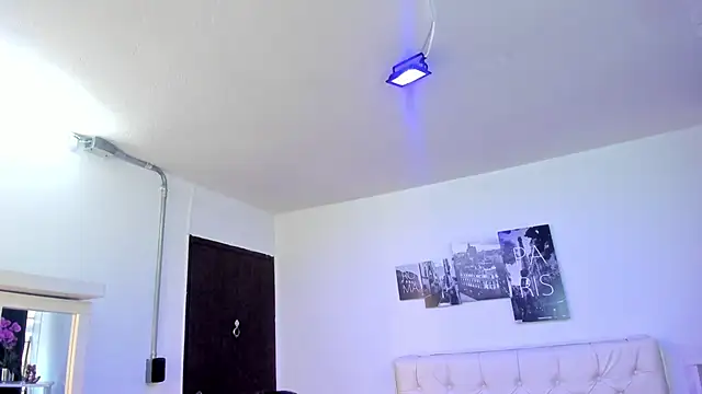 Snapshot of Amy_Kiitty_ chatting on September 9, 12:37 pm Amy Kiitty online show from September 9, 12:37 pm