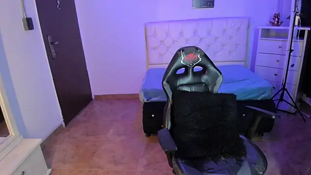 Snapshot of Amy_Kiitty_ chatting on September 12, 1:22 pm Amy Kiitty online show from September 12, 1:22 pm