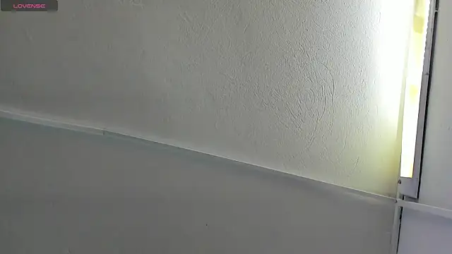 Snapshot of Amy_Kiitty_ chatting on September 27, 12:43 pm Amy Kiitty online show from September 27, 12:43 pm