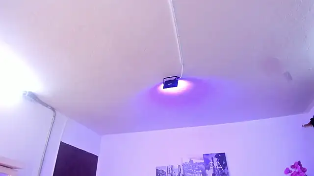 Snapshot of Amy_Kiitty_ chatting on November 26, 12:39 pm Amy Kiitty online show from November 26, 12:39 pm