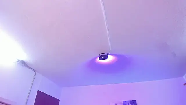 Snapshot of Amy_Kiitty_ chatting on November 27, 12:40 pm Amy Kiitty online show from November 27, 12:40 pm