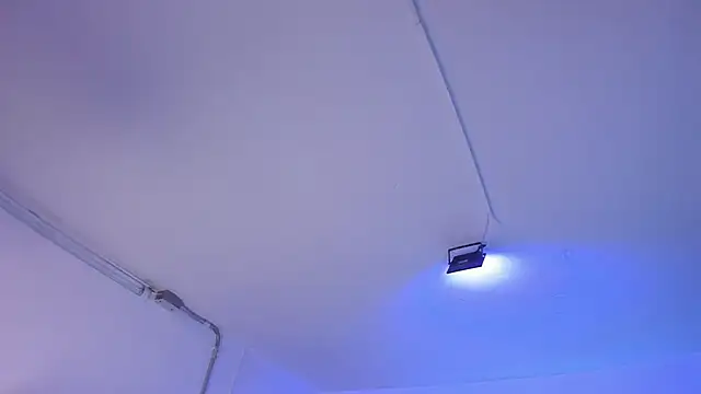 Snapshot of Amy_Kiitty_ chatting on December 4, 12:47 pm Amy Kiitty online show from December 4, 12:47 pm