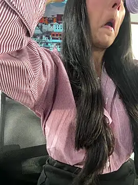 Snapshot of Amy_Kiitty_ chatting on July 15, 1:49 pm Amy Kiitty online show from July 15, 1:49 pm