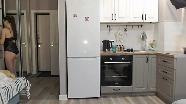 viviandaimond1 online show from January 5, 2:30 pm