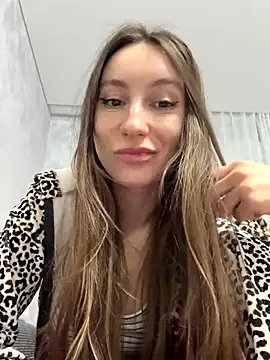 viviandaimond1 online show from October 8, 7:33 pm