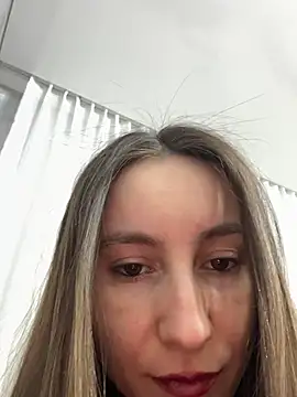 viviandaimond1 online show from February 14, 8:05 pm