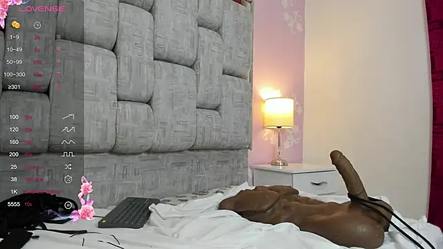 KarinaSimonz online show from March 15, 10:44 pm