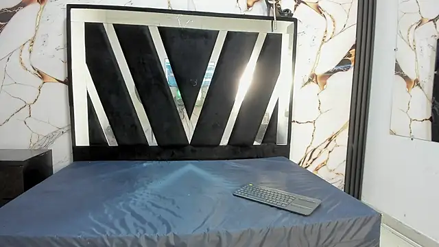 KarinaSimonz online show from October 29, 7:37 pm