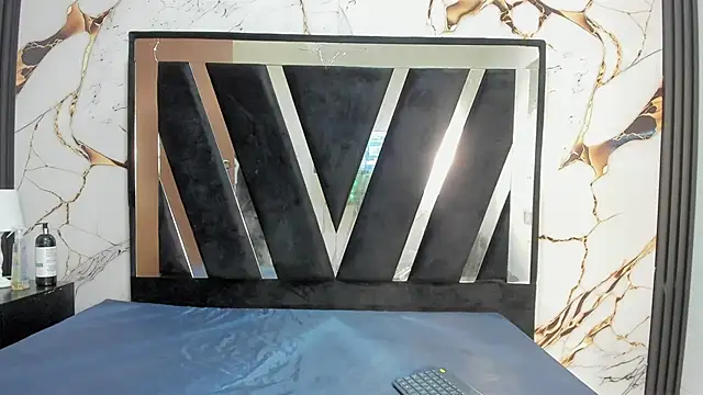 KarinaSimonz online show from November 18, 8:13 pm