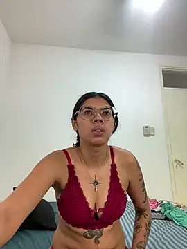 Snapshot of Argentiiniita chatting on February 2, 1:41 pm Argentiiniita online show from February 2, 1:41 pm