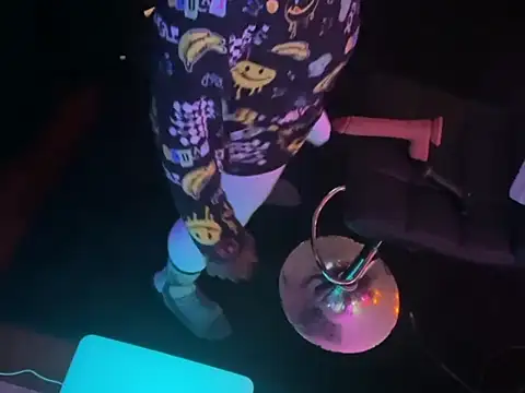 Pressure69mee online show from February 14, 5:25 pm