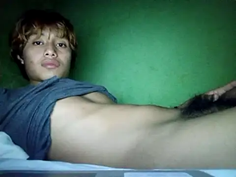 Snapshot of ruygw chatting on December 7, 8:33 am ruygw online show from December 7, 8:33 am