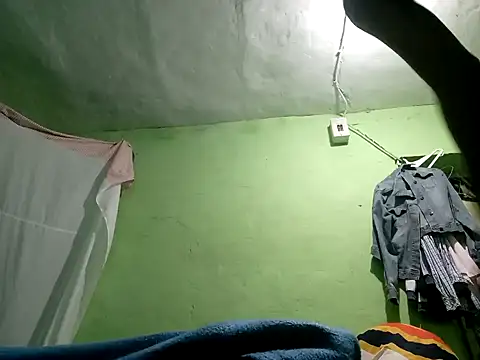 Snapshot of ruygw chatting on December 19, 11:14 pm ruygw online show from December 19, 11:14 pm