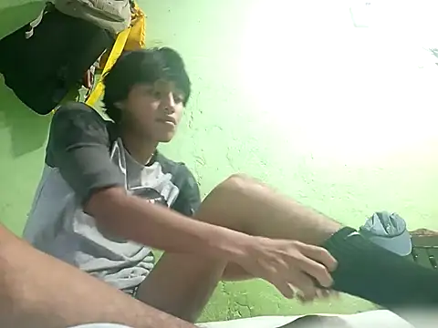 Snapshot of ruygw chatting on September 23, 6:05 am ruygw online show from September 23, 6:05 am