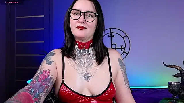 Emmybrightj  online show from February 13, 1:34 am