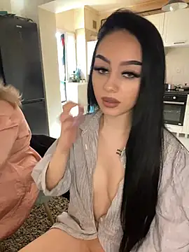 Snapshot of Gya_Rue chatting on March 5, 12:22 pm Gya Rue online show from March 5, 12:22 pm