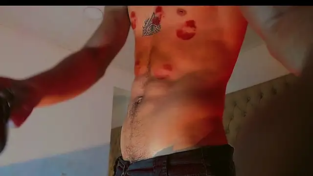 HannibalLester online show from February 15, 5:19 am