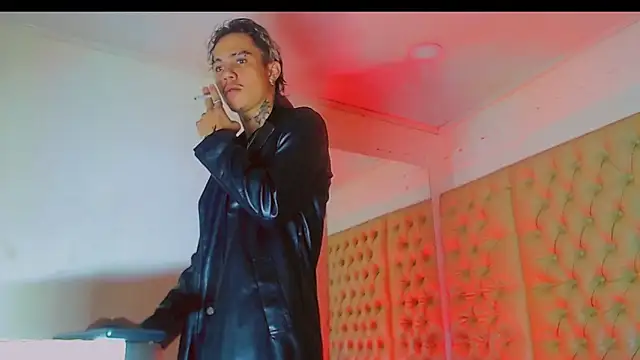 HannibalLester online show from February 17, 7:53 pm