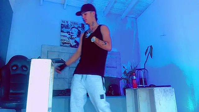 HannibalLester online show from October 5, 4:55 am