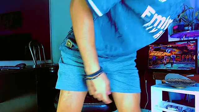 HannibalLester online show from March 15, 5:24 am