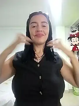 hailey85 online show from January 16, 9:30 pm