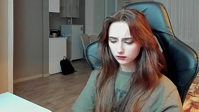 SilverDream online show from February 9, 1:55 am