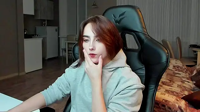 SilverDream online show from March 16, 11:04 pm