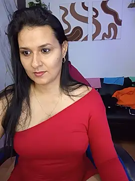 elena jonees online show from June 5, 8:36 pm