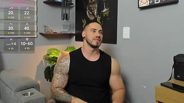 Snapshot of Giorgio-Leone chatting on October 23, 11:14 pm Giorgio-Leone online show from October 23, 11:14 pm