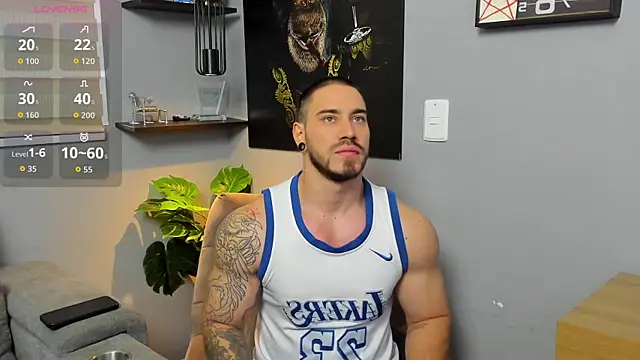 Snapshot of Giorgio-Leone chatting on November 9, 8:18 pm Giorgio-Leone online show from November 9, 8:18 pm