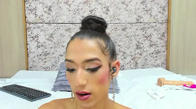 Snapshot of sweet_amalia4 chatting on December 31, 5:29 pm sweet amalia4 online show from December 31, 5:29 pm