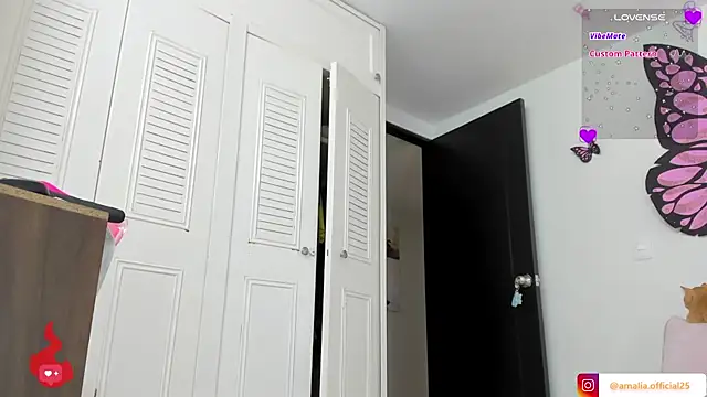 sweet amalia4 online show from February 10, 6:12 pm