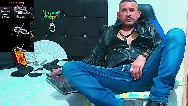 Yeol King online show from March 3, 6:58 pm