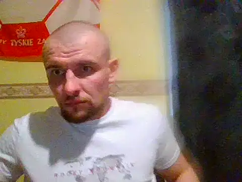 Regularfucker28 online show from March 10, 5:22 am