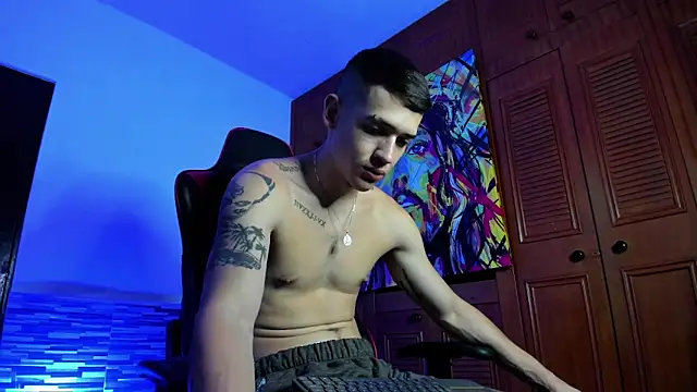 Snapshot of Dimitri_higth420 chatting on February 11, 1:31 am Dimitri higth420 online show from February 11, 1:31 am