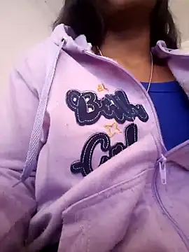 Snapshot of AnnieScott_ chatting on March 17, 7:37 pm AnnieScott online show from March 17, 7:37 pm