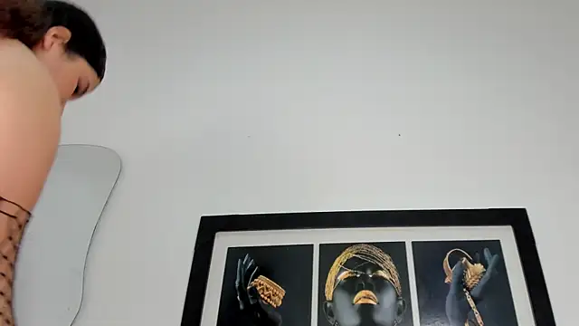 Snapshot of zoee_lovv chatting on November 13, 3:05 am zoee lovv online show from November 13, 3:05 am