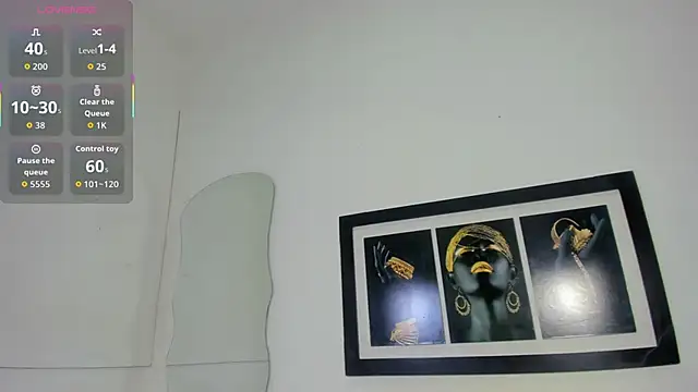 Snapshot of zoee_lovv chatting on November 26, 3:07 am zoee lovv online show from November 26, 3:07 am