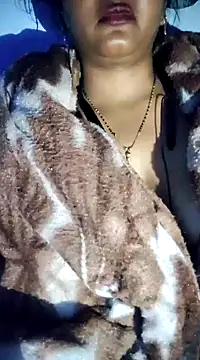 Snapshot of lovelyruhi chatting on December 27, 7:35 pm lovelyruhi online show from December 27, 7:35 pm