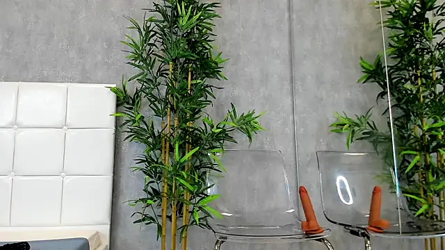 Snapshot of KatelynSparks chatting on February 4, 9:38 am KatelynSparks online show from February 4, 9:38 am