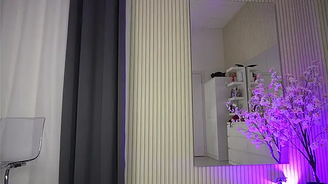 KatelynSparks online show from June 24, 5:28 am