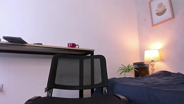 Caroline dh online show from June 3, 2:33 pm