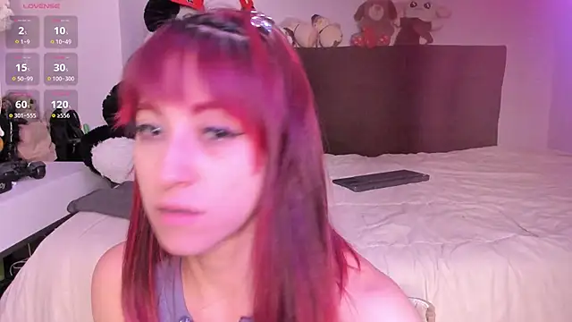 Carlasxdreams online show from April 28, 10:26 pm