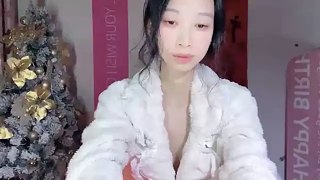 Lili-2 online show from January 1, 6:16 pm