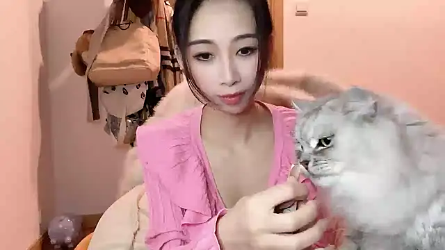 Lili-2 online show from January 13, 2:00 pm