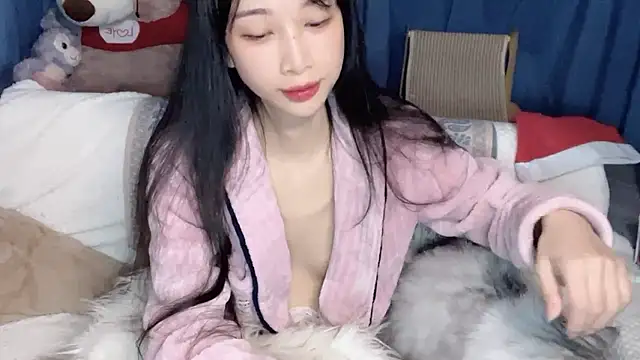 Lili-2 online show from January 8, 2:52 pm